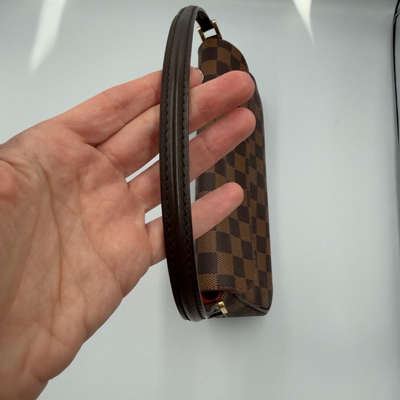 LOUIS VUITTON recoleta shoulder bag - Picture 8 of 13